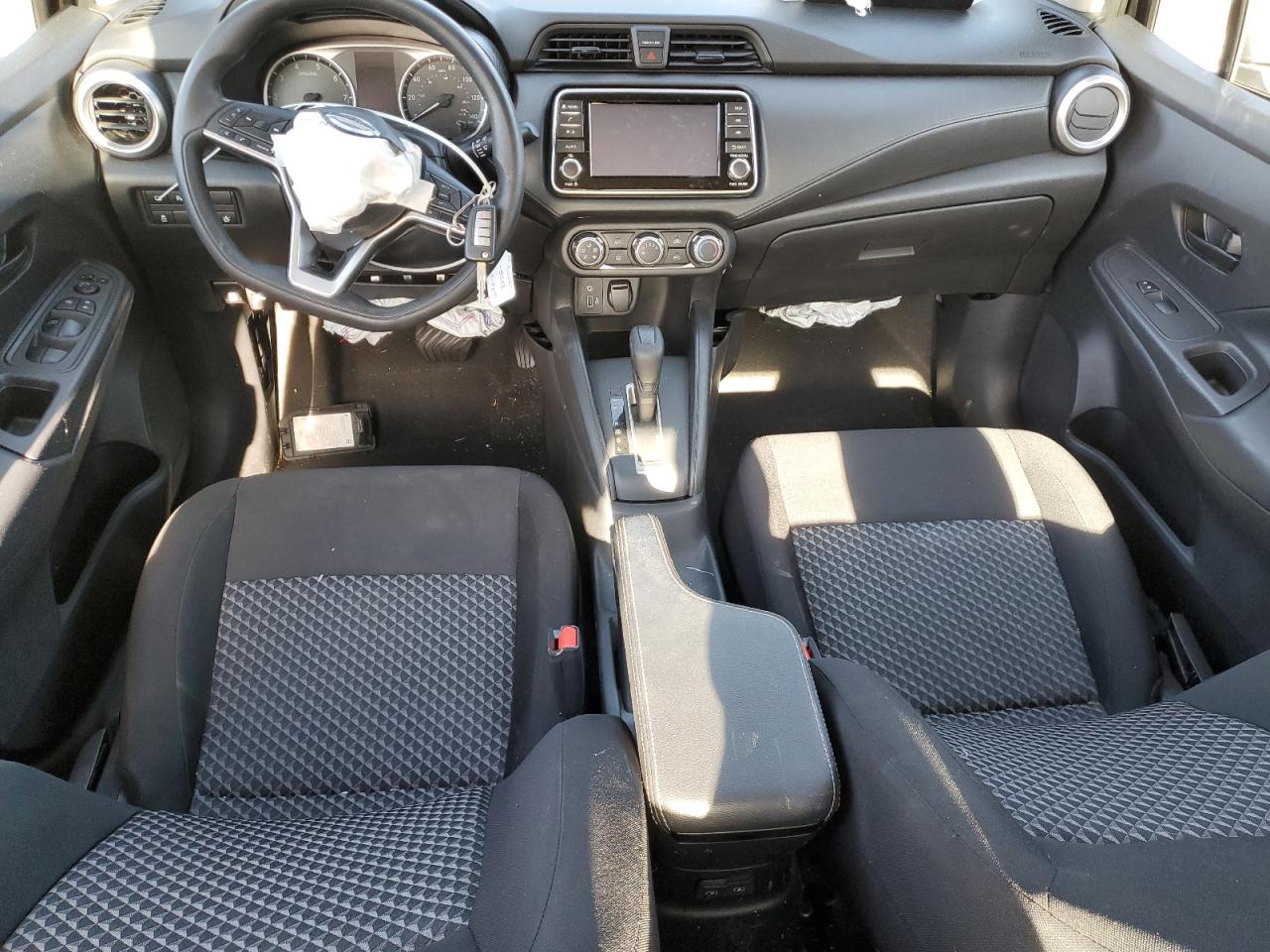2022 NISSAN VERSA S VIN:3N1CN8DV9NL825583