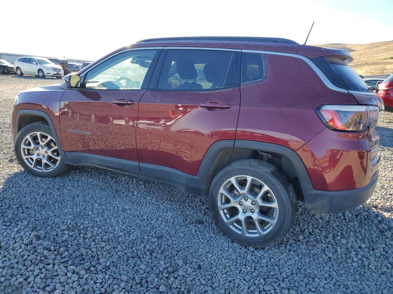 2022 JEEP COMPASS LATITUDE LUX VIN:3C4NJDFB6NT219235