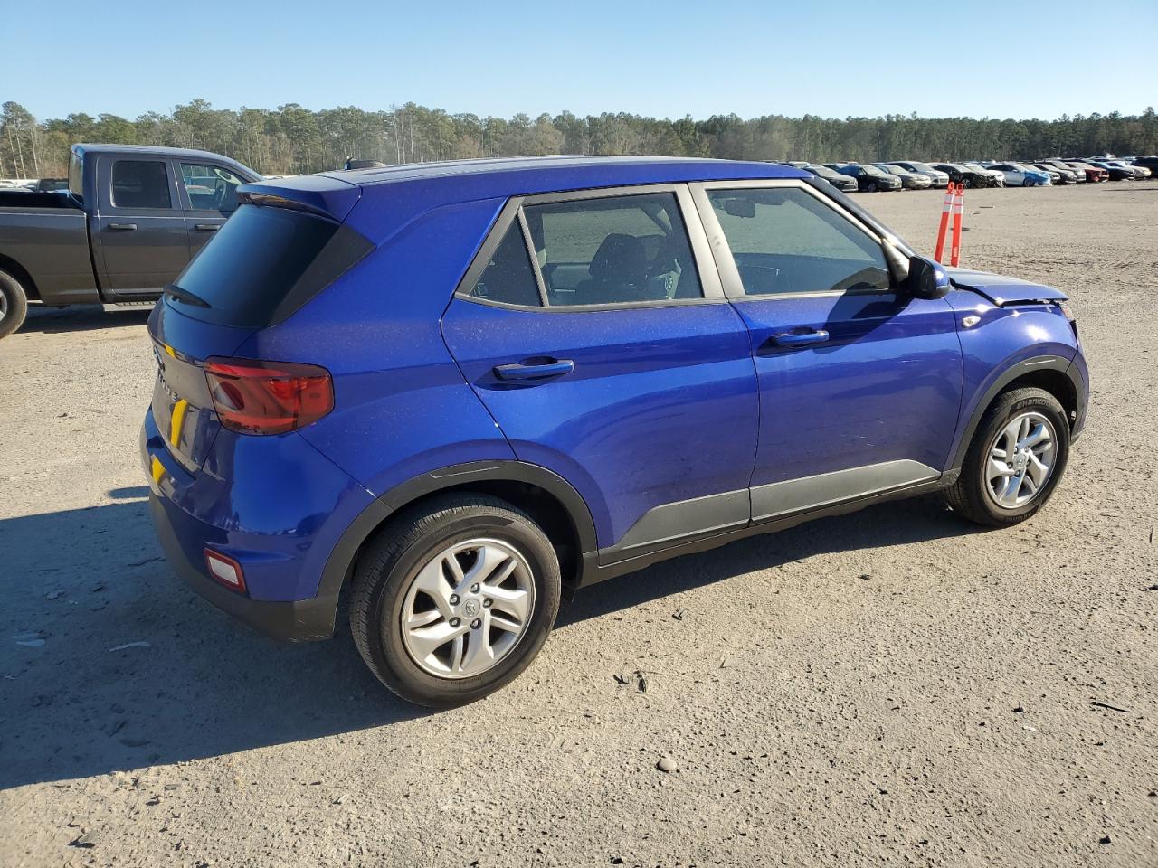 2024 HYUNDAI VENUE SE VIN:KMHRB8A33RU332539