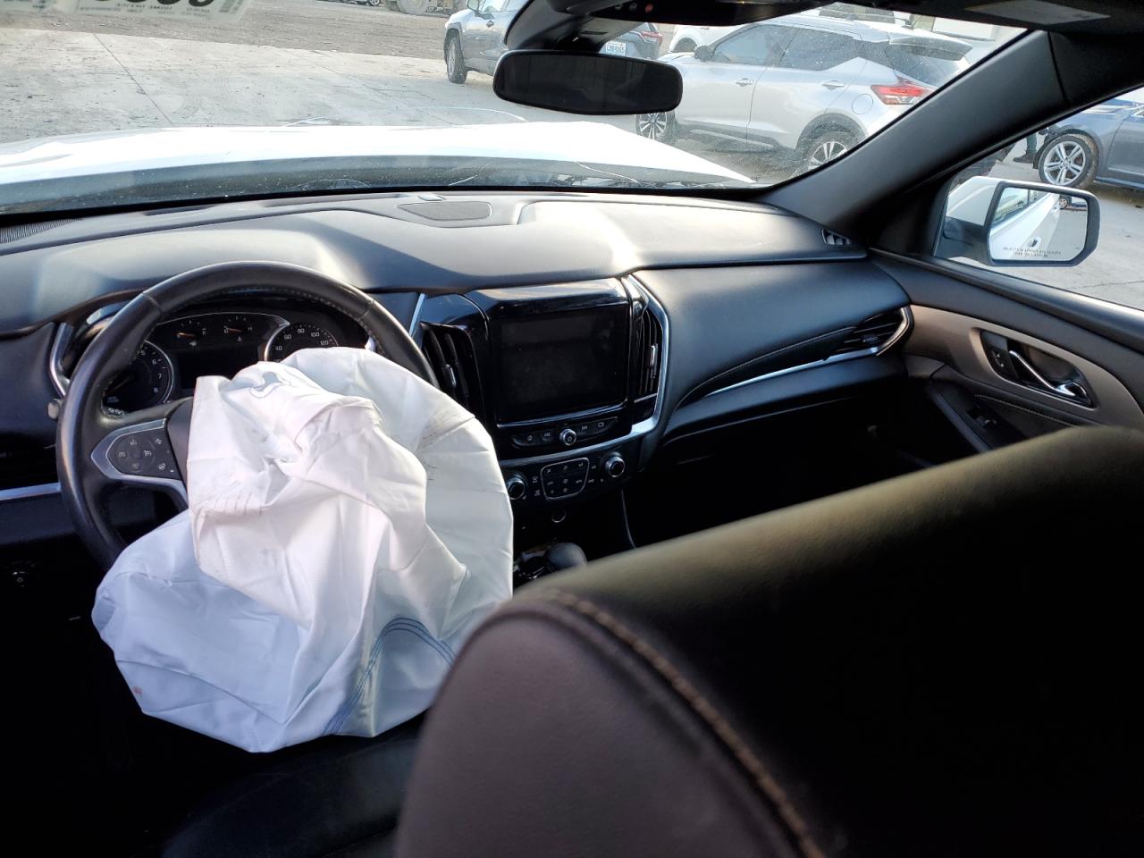 2022 CHEVROLET TRAVERSE LT VIN:1GNEVHKW6NJ105044