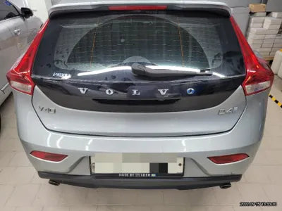 2016 Volvo V40 VIN: