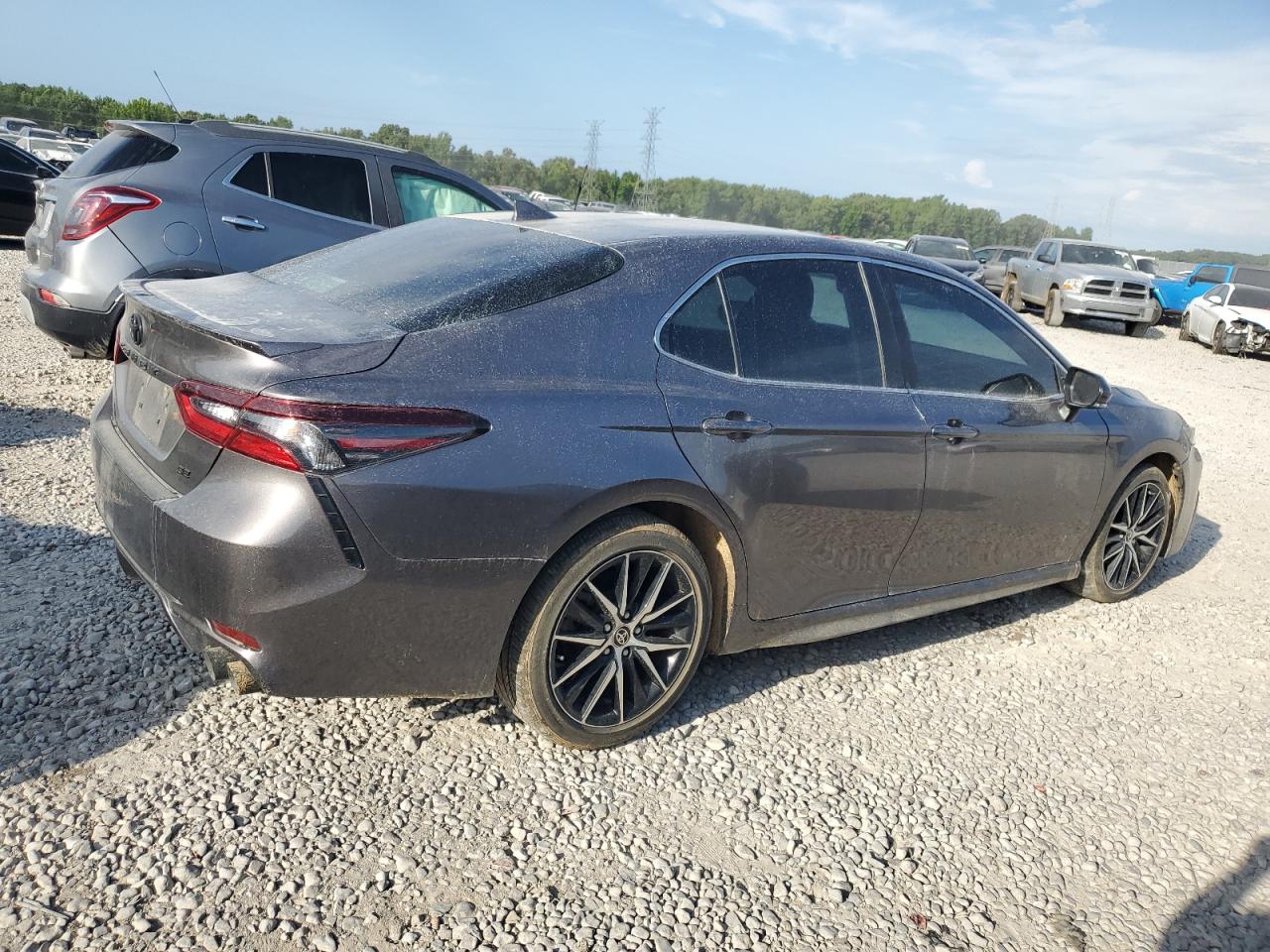 2022 TOYOTA CAMRY SE VIN:4T1G11AKXNU056671