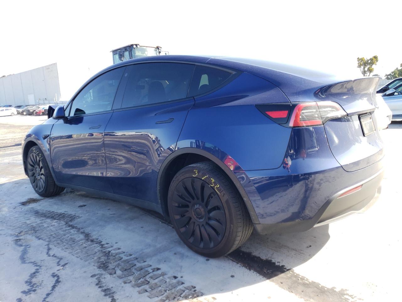 2023 TESLA MODEL Y  VIN:7SAYGDEE8PF715293