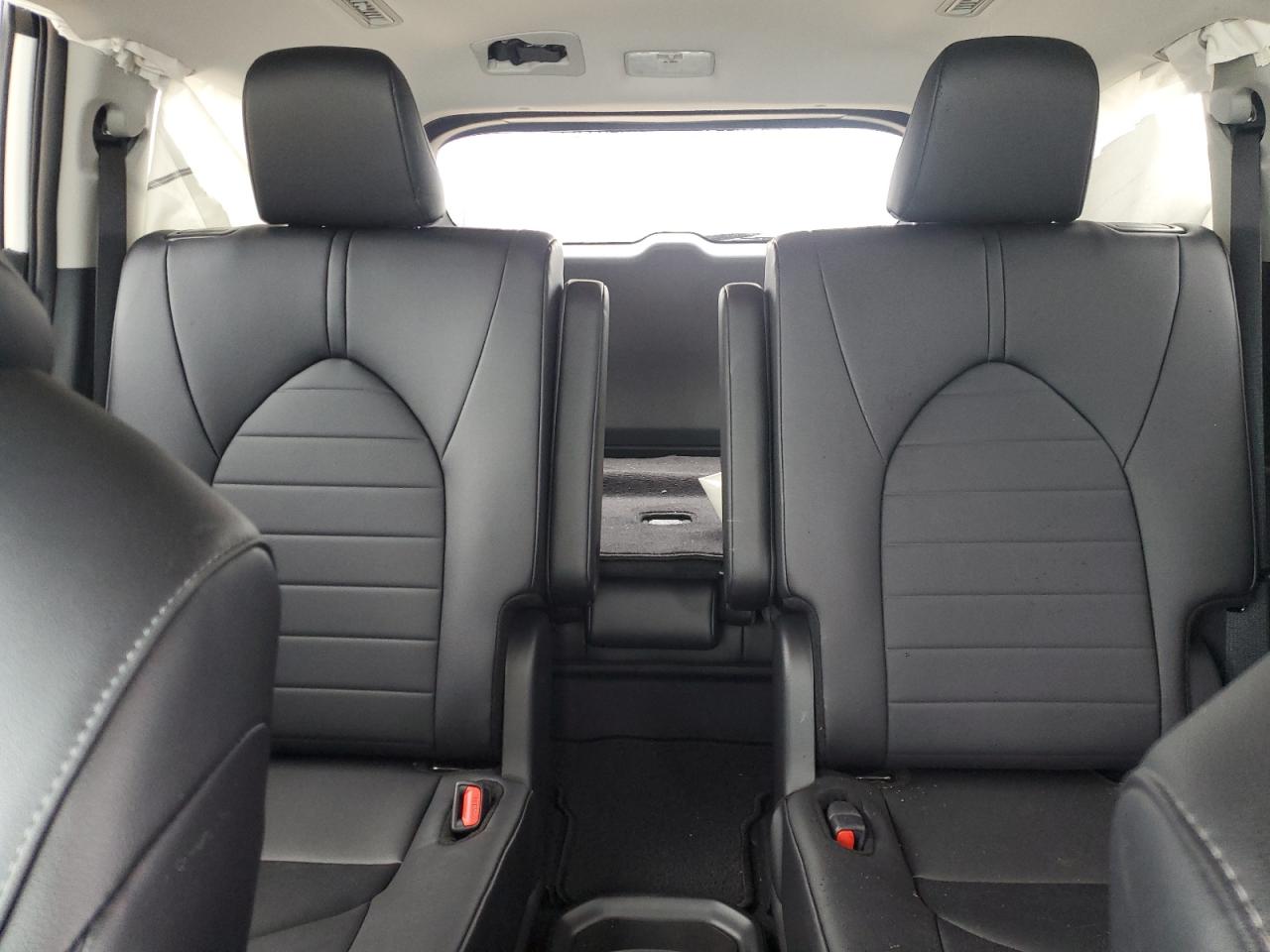 2024 TOYOTA HIGHLANDER LE VIN:5TDKDRAH8RS541197