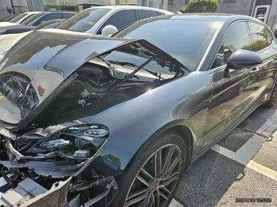 2023 Porsche Panamera VIN: