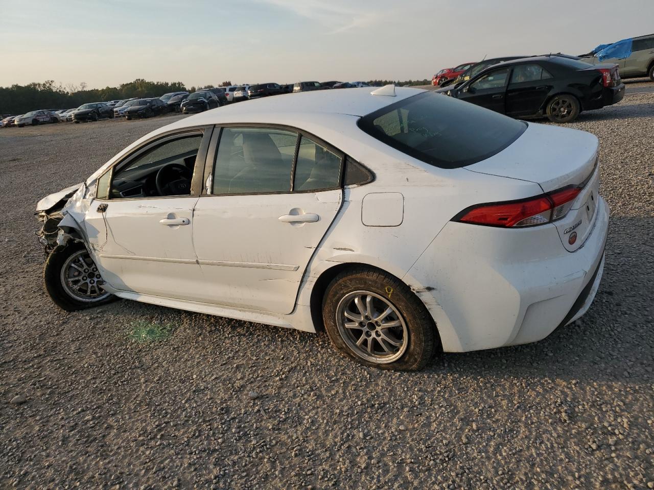 2022 TOYOTA COROLLA LE VIN:JTDEAMDE4NJ037974