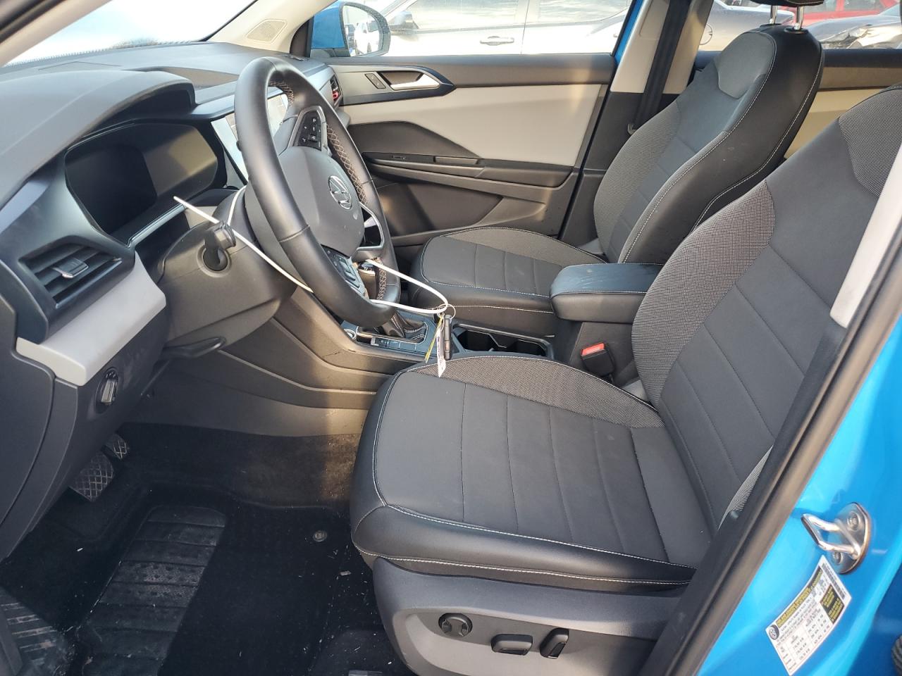 2022 VOLKSWAGEN TAOS SE VIN:3VVRX7B28NM062049