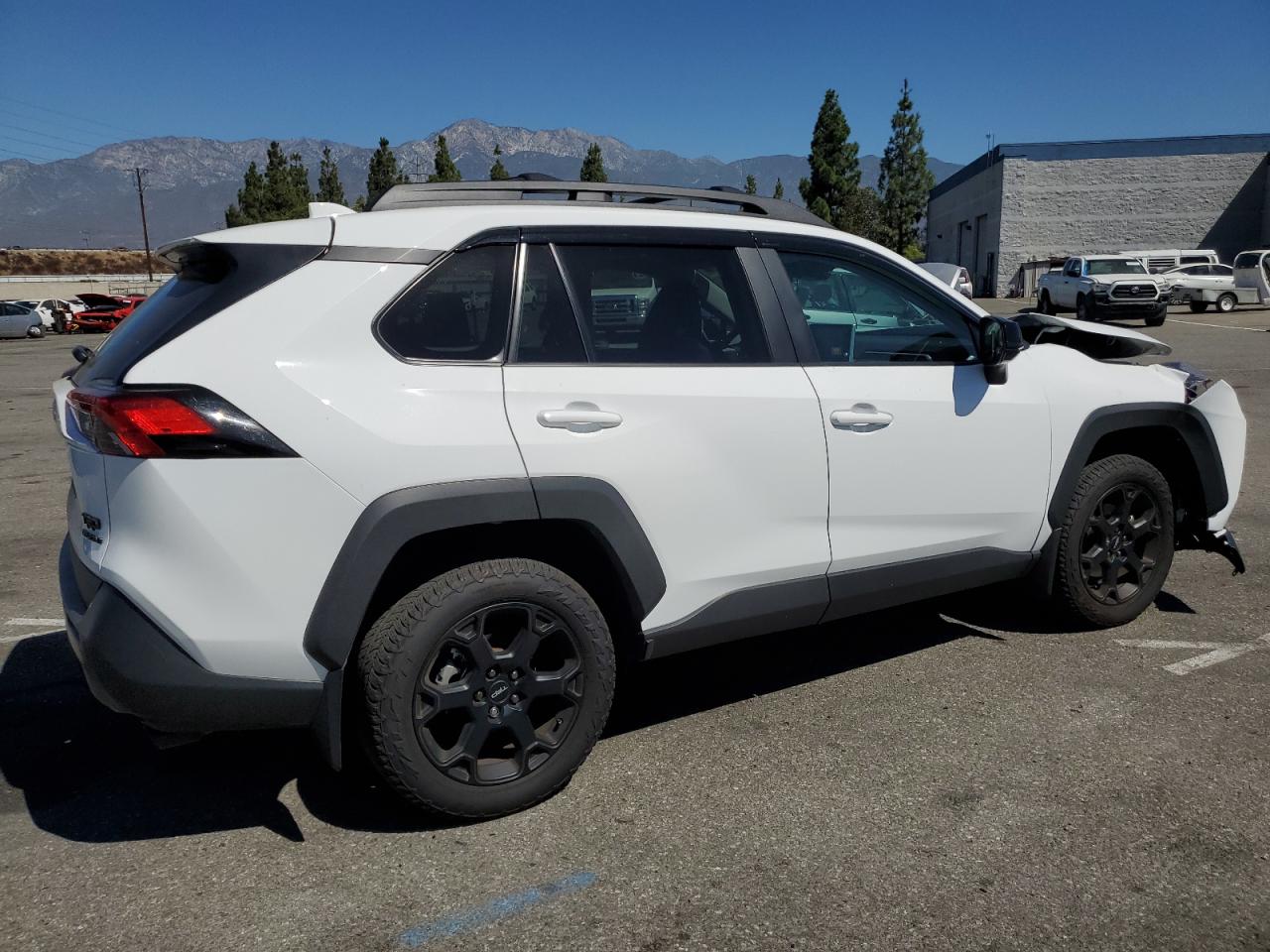 2022 TOYOTA RAV4 TRD OFF ROAD VIN:2T3S1RFV0NW323657