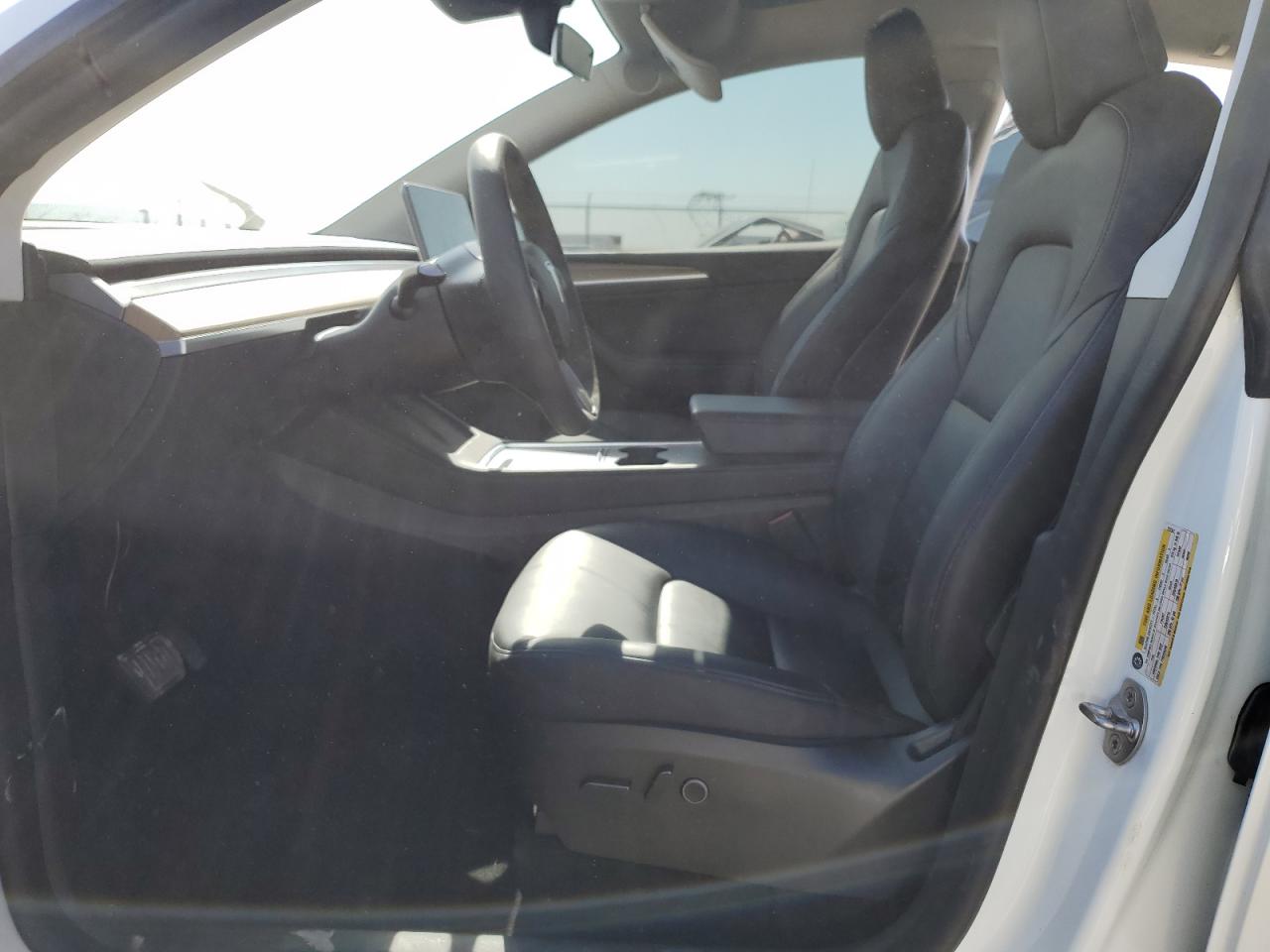2022 TESLA MODEL Y  VIN:7SAYGDEE4NA012347