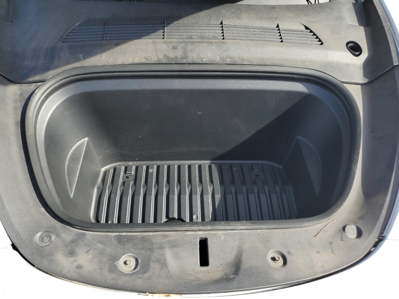 2022 TESLA MODEL Y  VIN:7SAYGDEE4NF379509