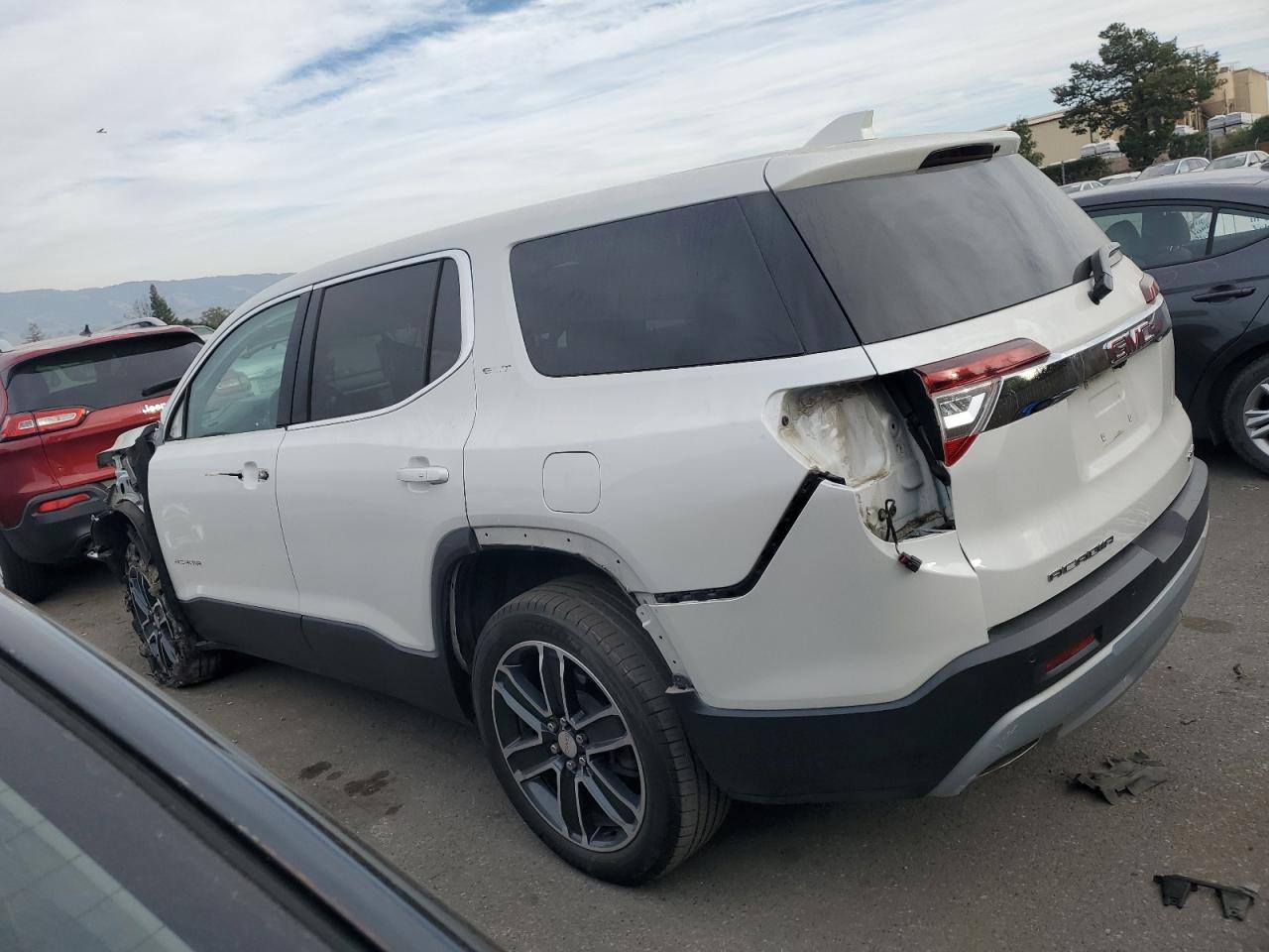 2022 GMC ACADIA SLT VIN:1GKKNULS1NZ113316