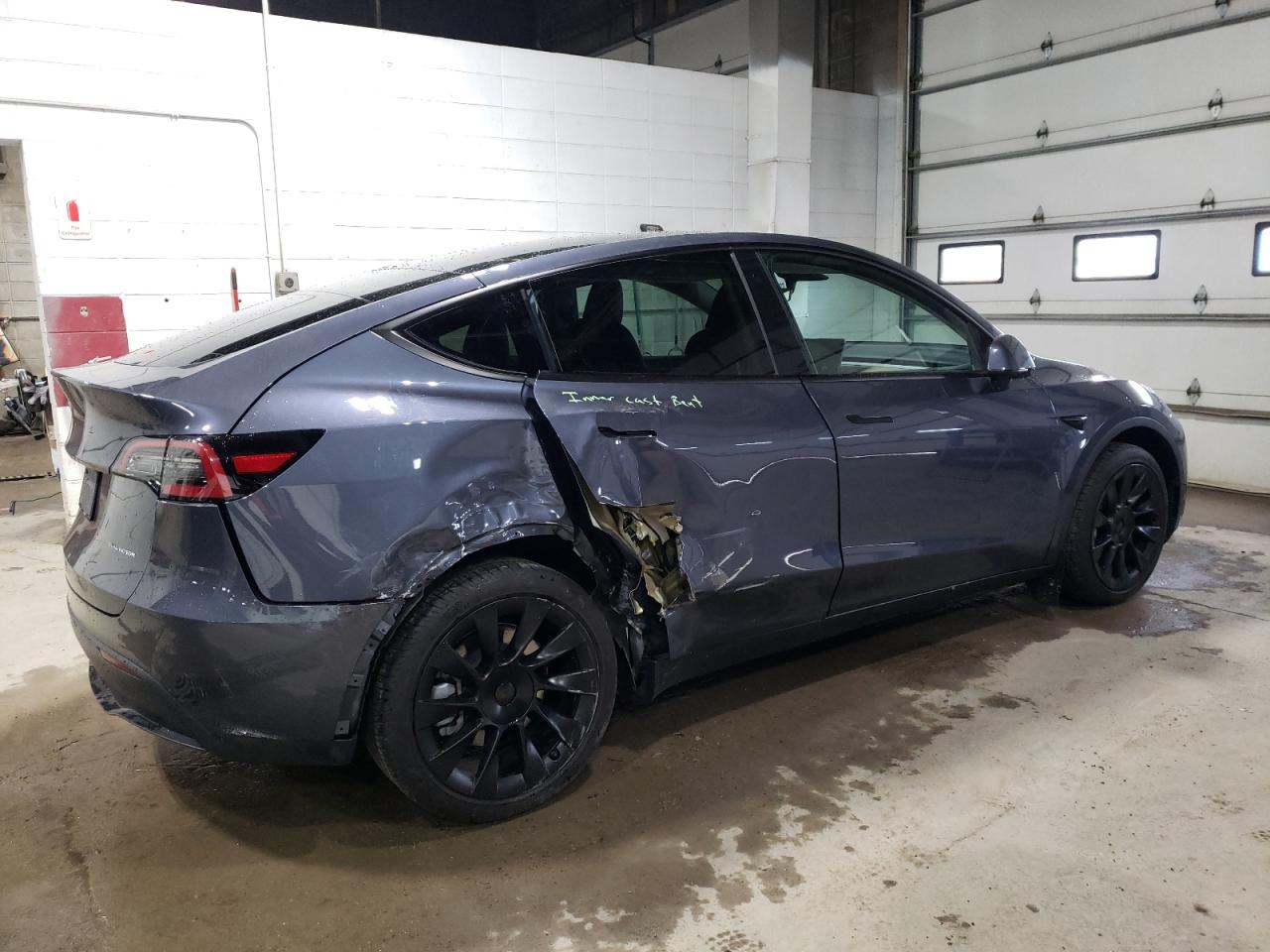 2023 TESLA MODEL Y  VIN:7SAYGDEE6PF698980