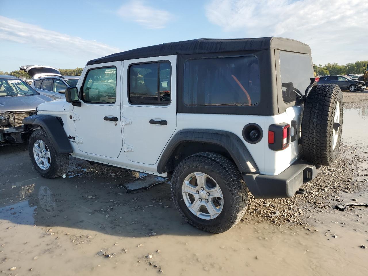 2022 JEEP WRANGLER UNLIMITED SPORT VIN:1C4HJXDNXNW132525