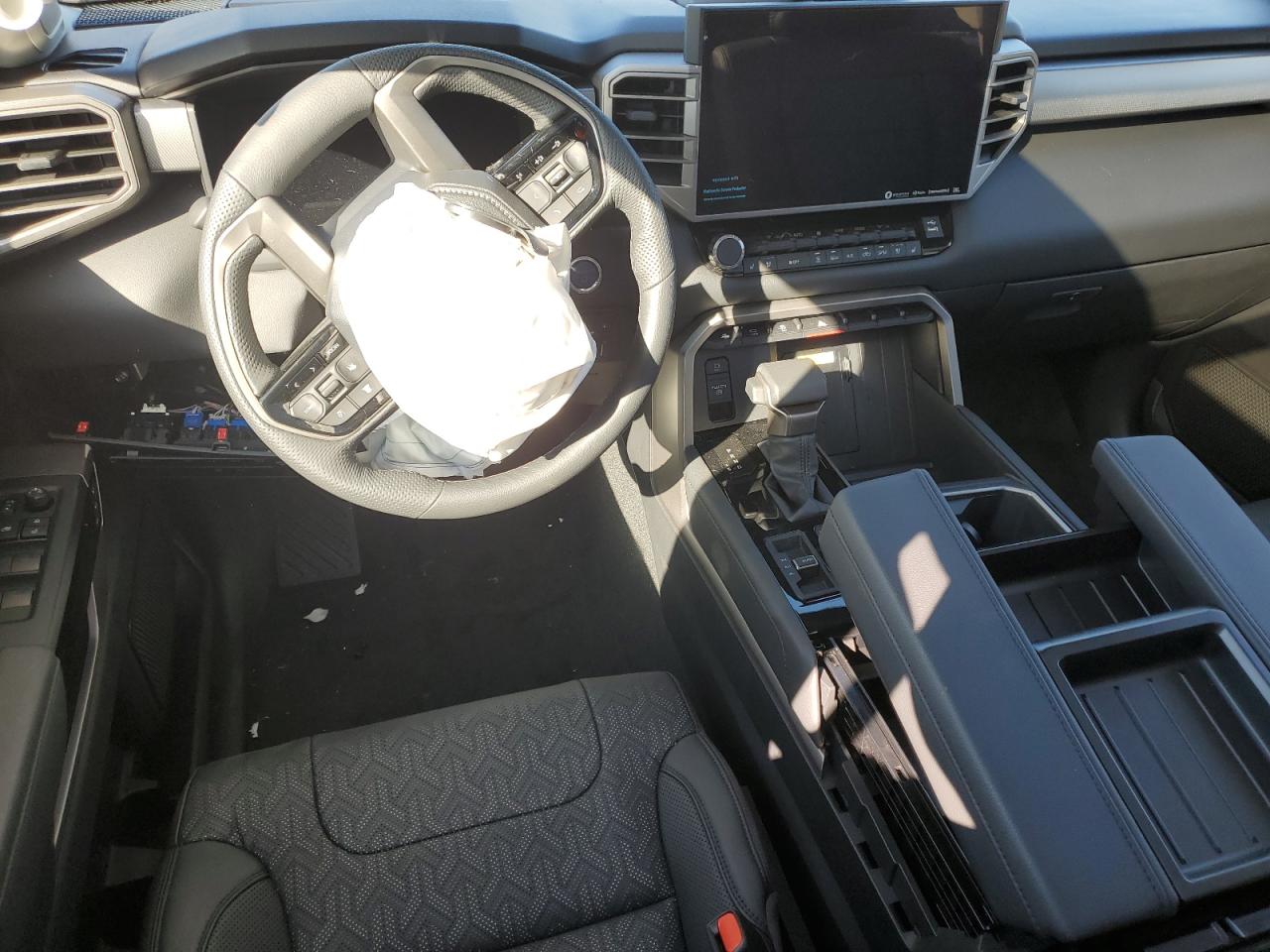 2024 TOYOTA TUNDRA CREWMAX LIMITED VIN:5TFJC5DB9RX047259