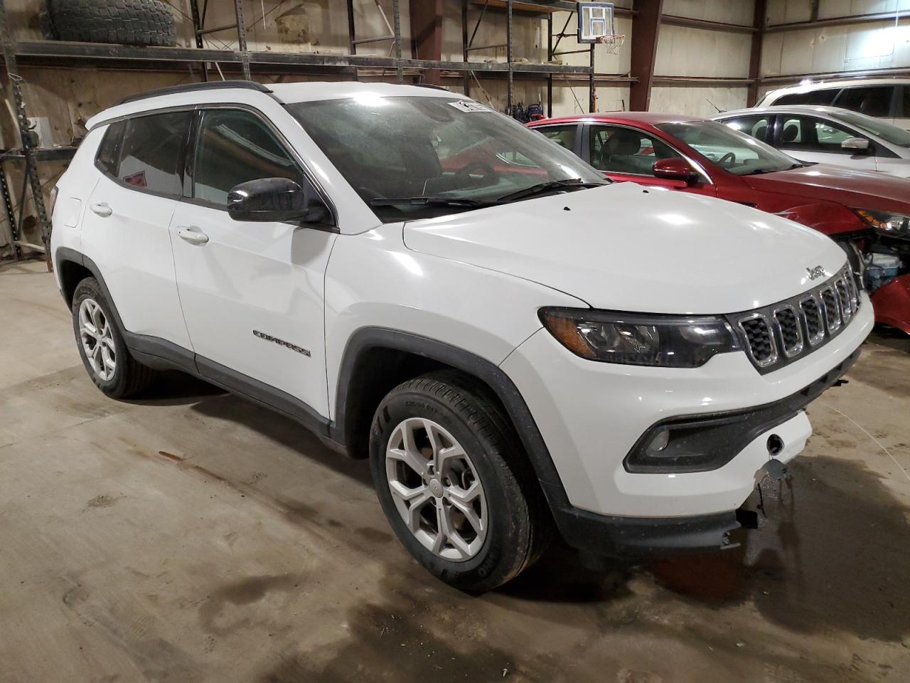 2024 JEEP COMPASS LATITUDE VIN:3C4NJDBN8RT111611