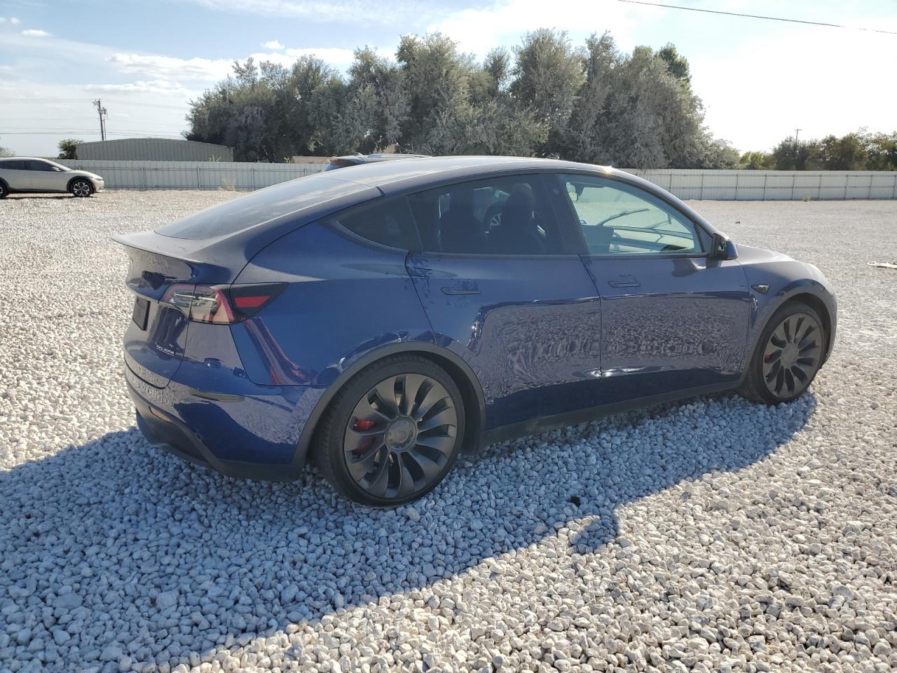 2022 TESLA MODEL Y  VIN:7SAYGDEF5NF452394
