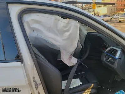 2016 BMW 320 WBA8C510XGK641416 VIN:WBA8C510XGK641416