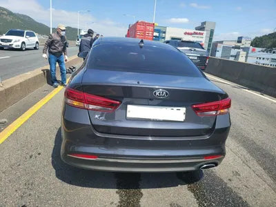 2017 Kia K5 KNAGX411BHA138711 VIN:KNAGX411BHA138711