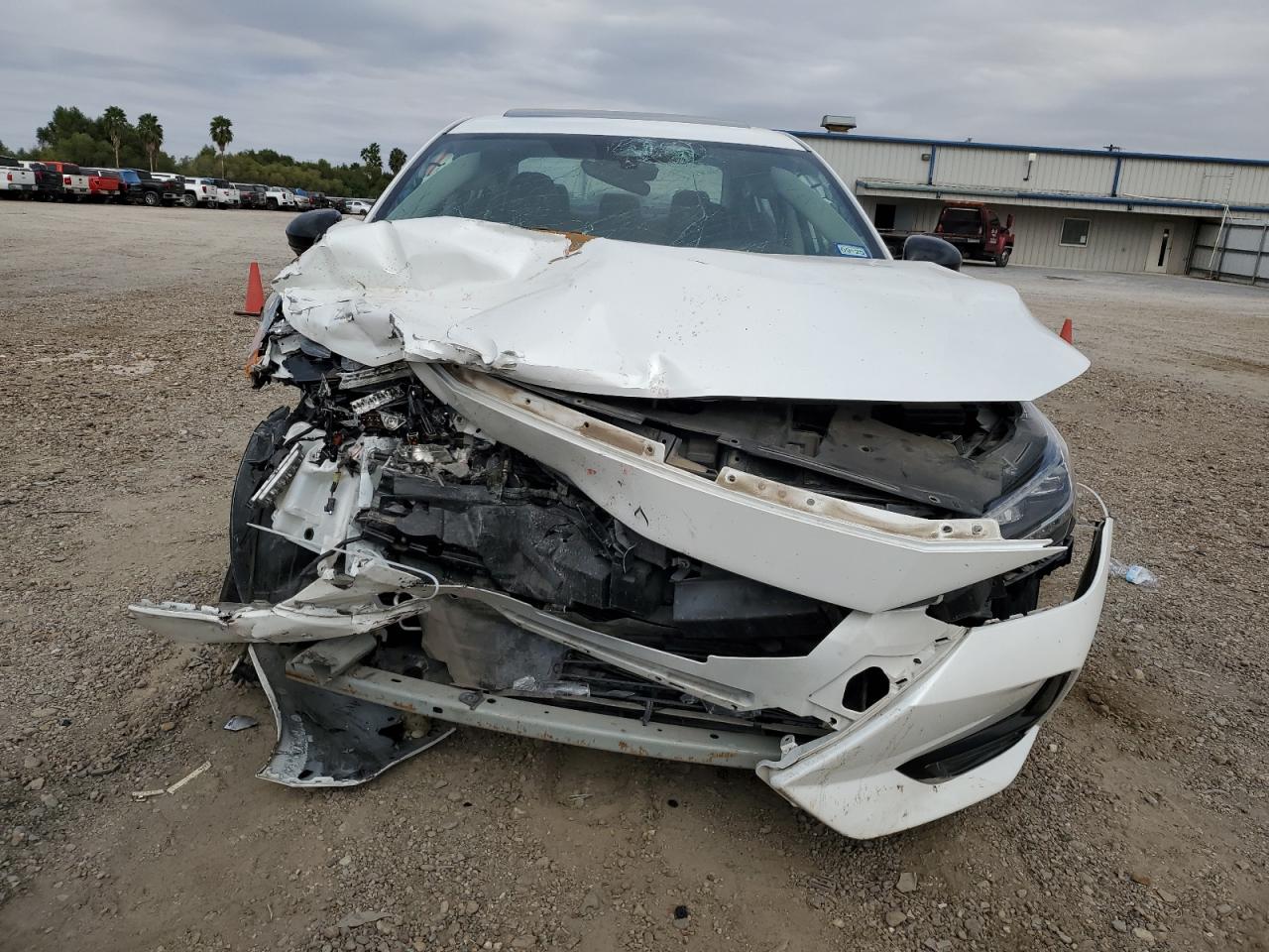 2022 NISSAN SENTRA SR VIN:3N1AB8DV8NY232803