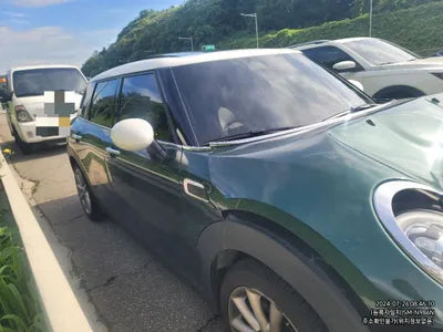 2016 MINI Clubman VIN: