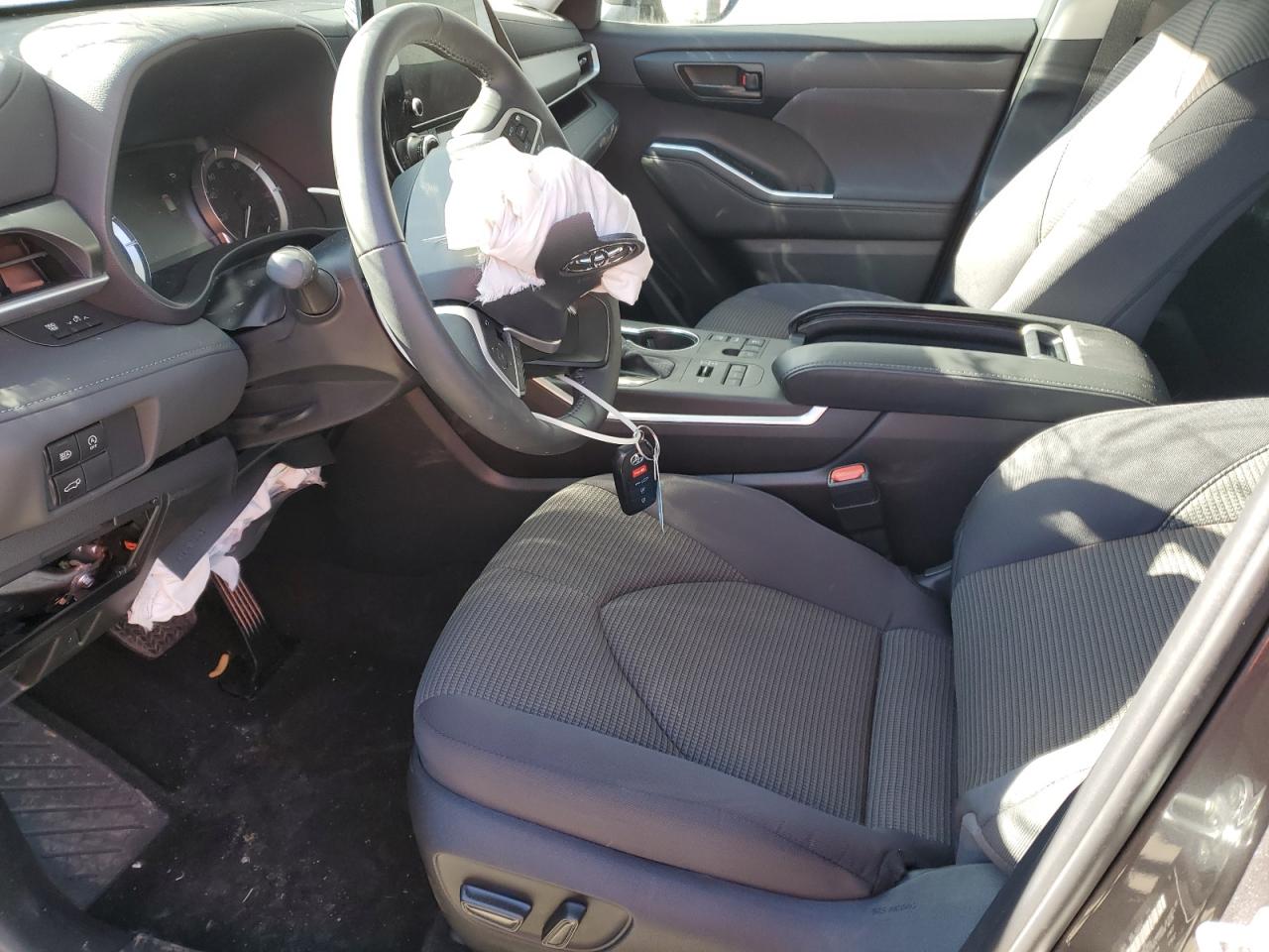 2024 TOYOTA HIGHLANDER LE VIN:5TDKDRBH0RS570675