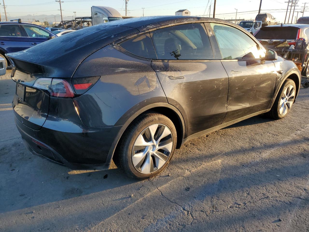 2024 TESLA MODEL Y  VIN:7SAYGDED5RF034308