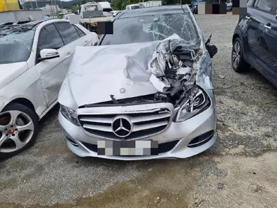 2015 Mercedes-Benz E 250 WDDHF9HB8FB105996 VIN:WDDHF9HB8FB105996