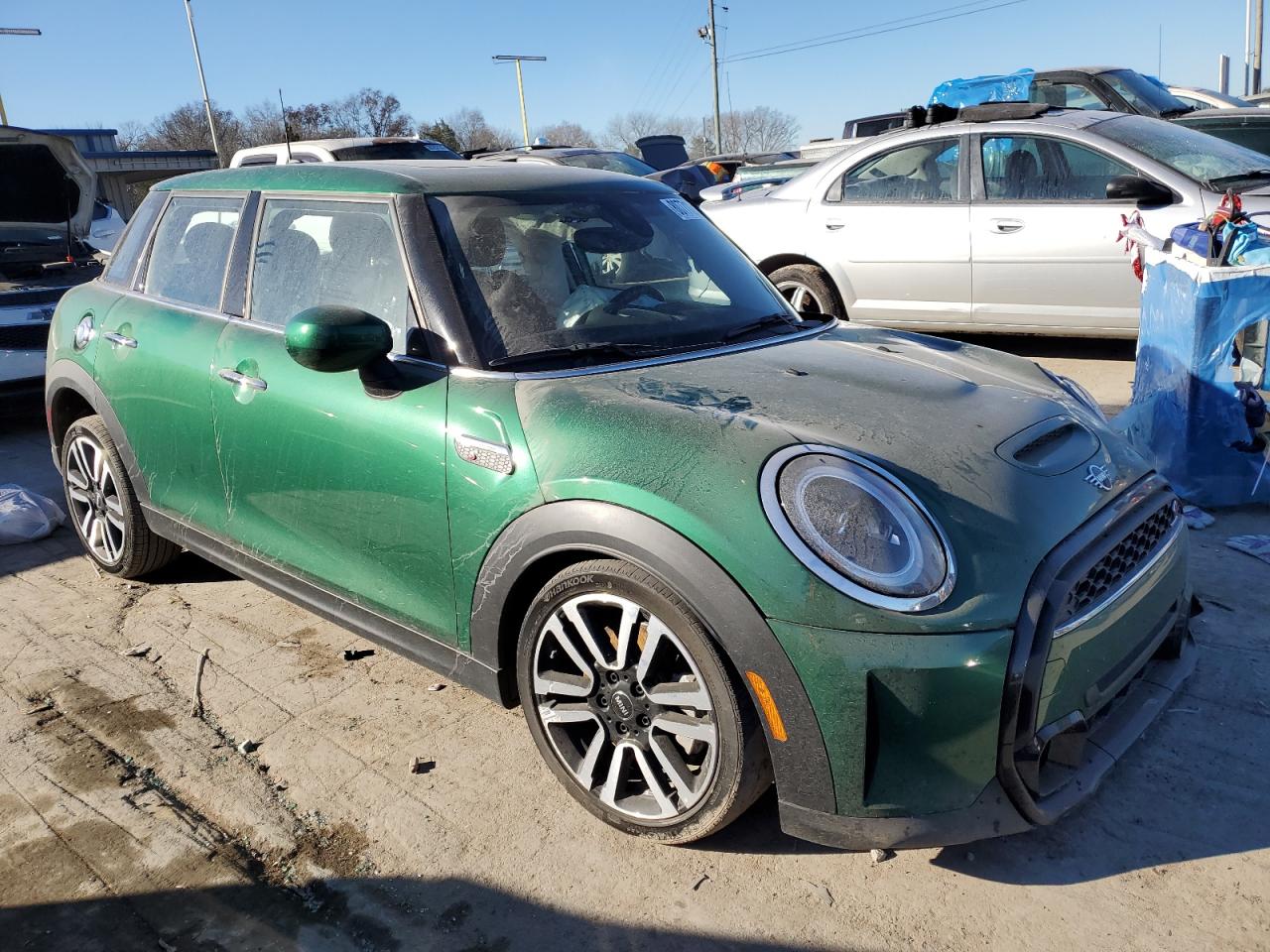 2024 MINI COOPER S VIN:WMW53DK0XR2U30294