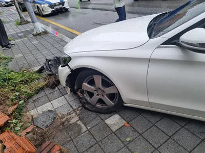 2015 Mercedes-Benz C 200 VIN: