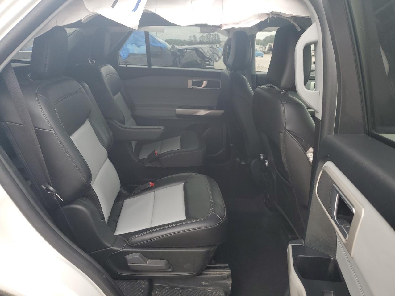 2023 FORD EXPLORER XLT VIN:1FMSK7DH1PGB30376