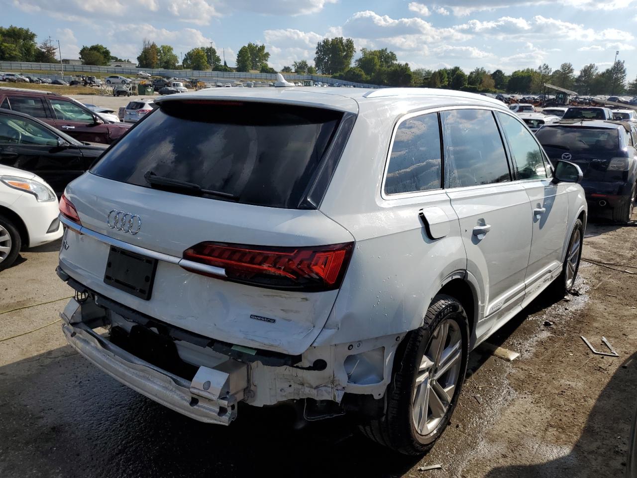 2022 AUDI Q7 PREMIUM PLUS VIN:WA1LXBF73ND017572