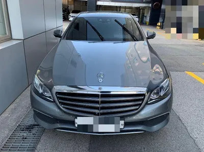 2018 Mercedes-Benz E 300 VIN: