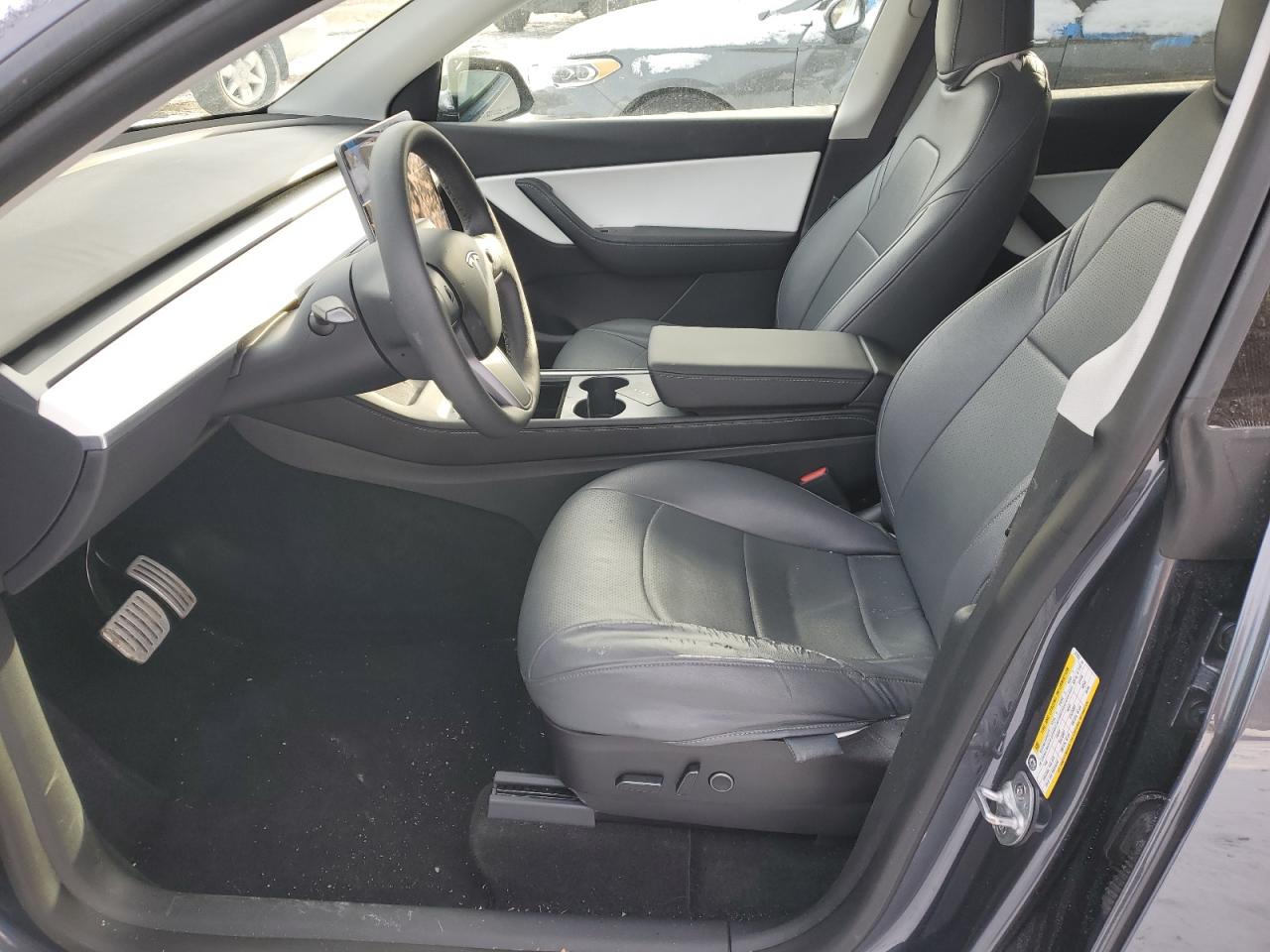 2022 TESLA MODEL Y  VIN:7SAYGDEF6NF377267