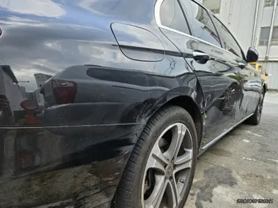 2019 Mercedes-Benz E 220 VIN: