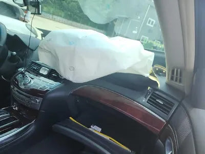 2015 Infiniti Q70 VIN: