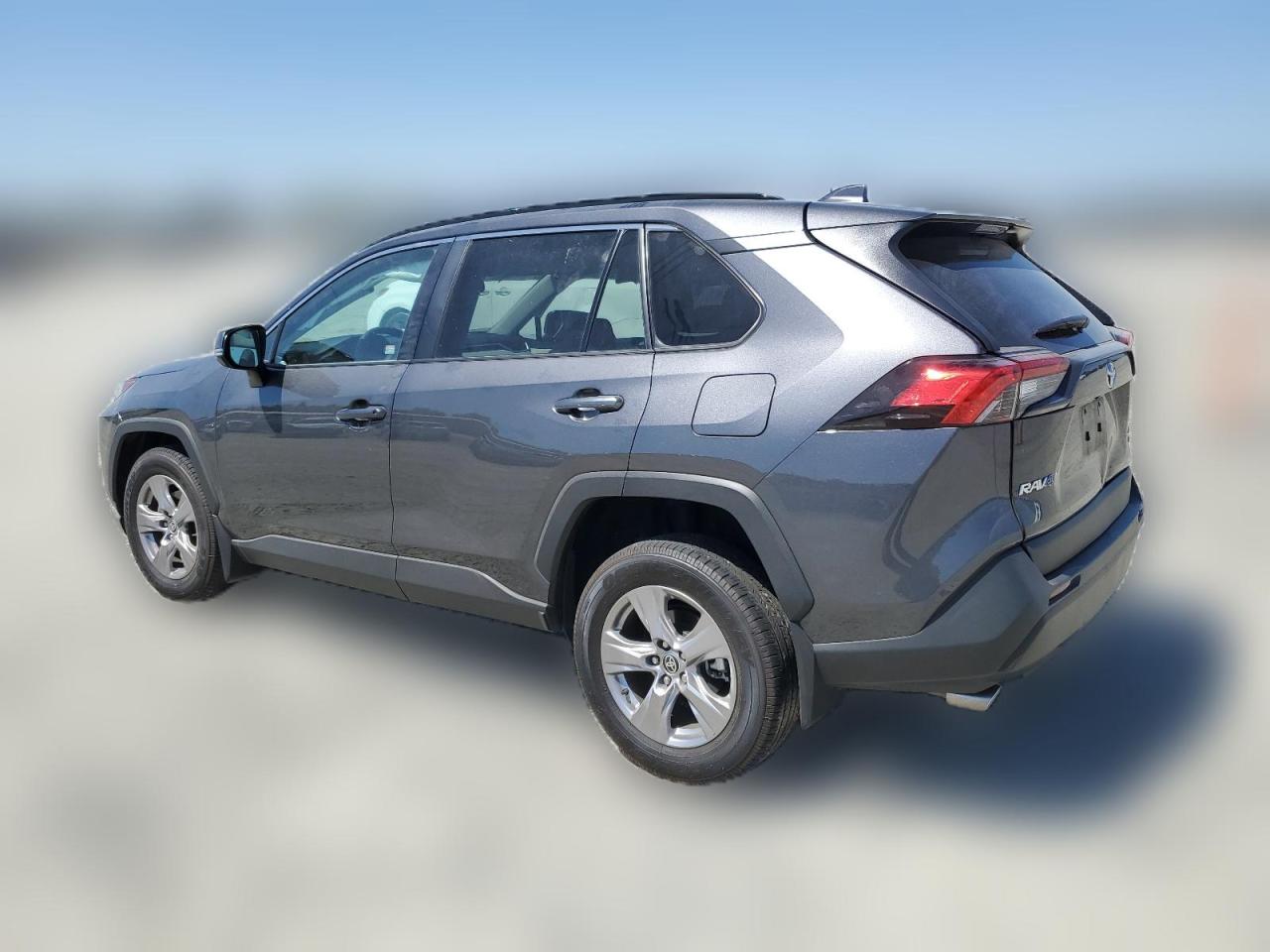 2023 TOYOTA RAV4 XLE VIN:2T3P1RFV5PC330582