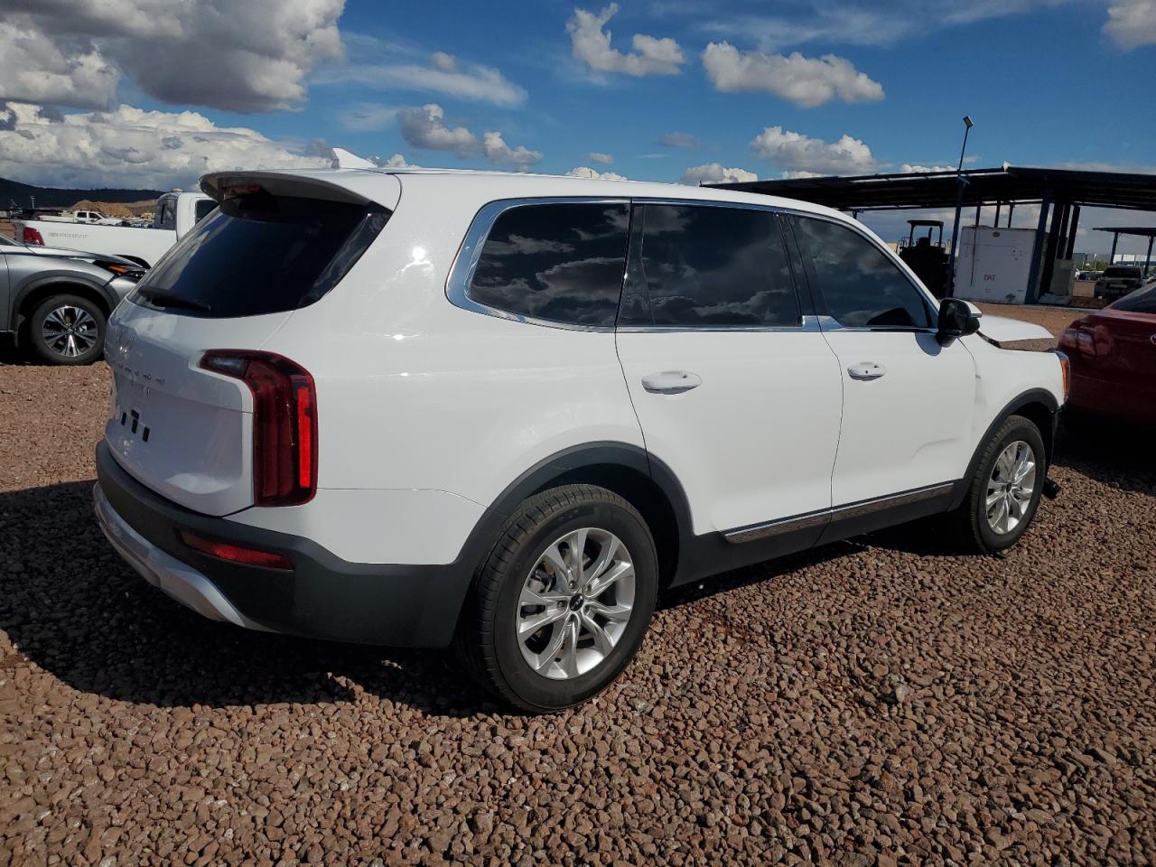 2022 KIA TELLURIDE LX VIN:5XYP2DHC6NG310489