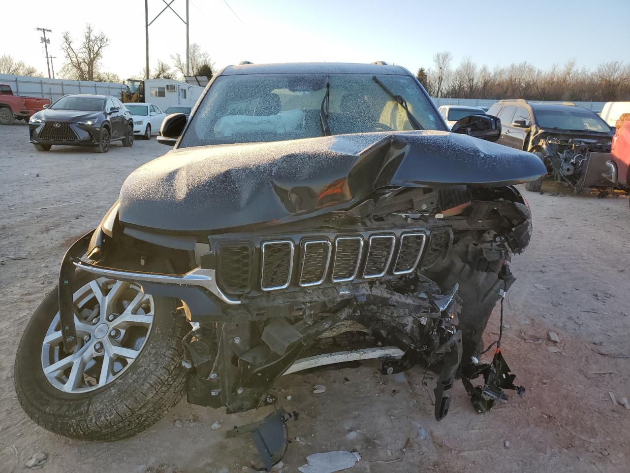 2023 JEEP GRAND CHEROKEE LIMITED VIN:3VWDX7AJ7BM337839
