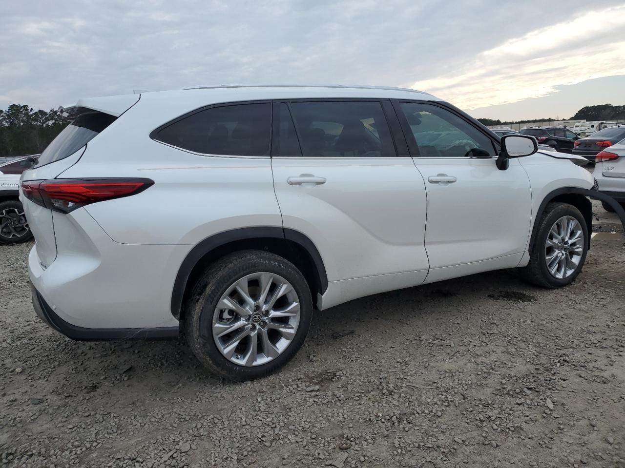 2023 TOYOTA HIGHLANDER L VIN:5TDKDRAH7PS028150