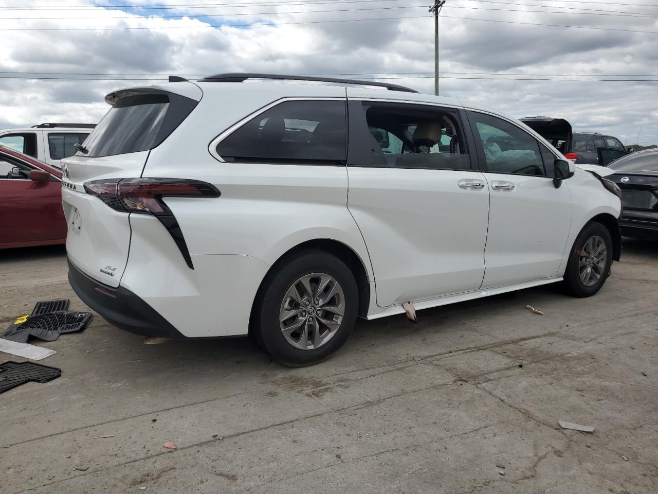 2023 TOYOTA SIENNA XLE VIN:5TDYRKEC2PS145829