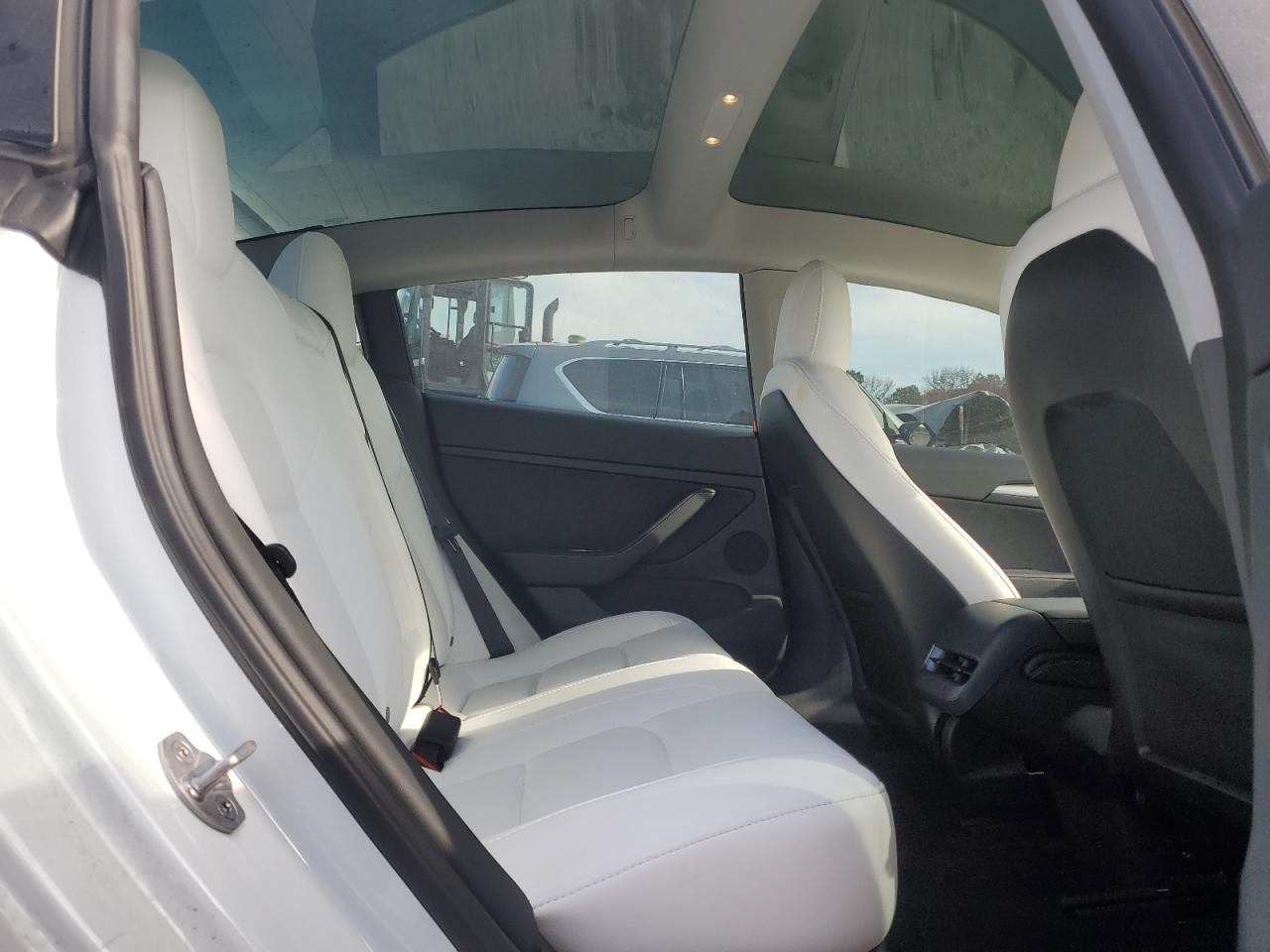 2023 TESLA MODEL 3 VIN:5YJ3E1EA3PF484697