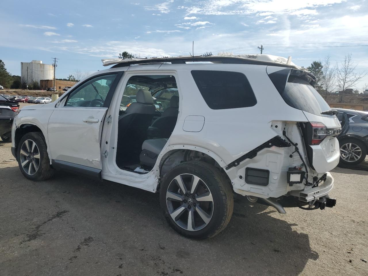 2023 HONDA PILOT TOURING VIN:5FNYG2H71PB002492