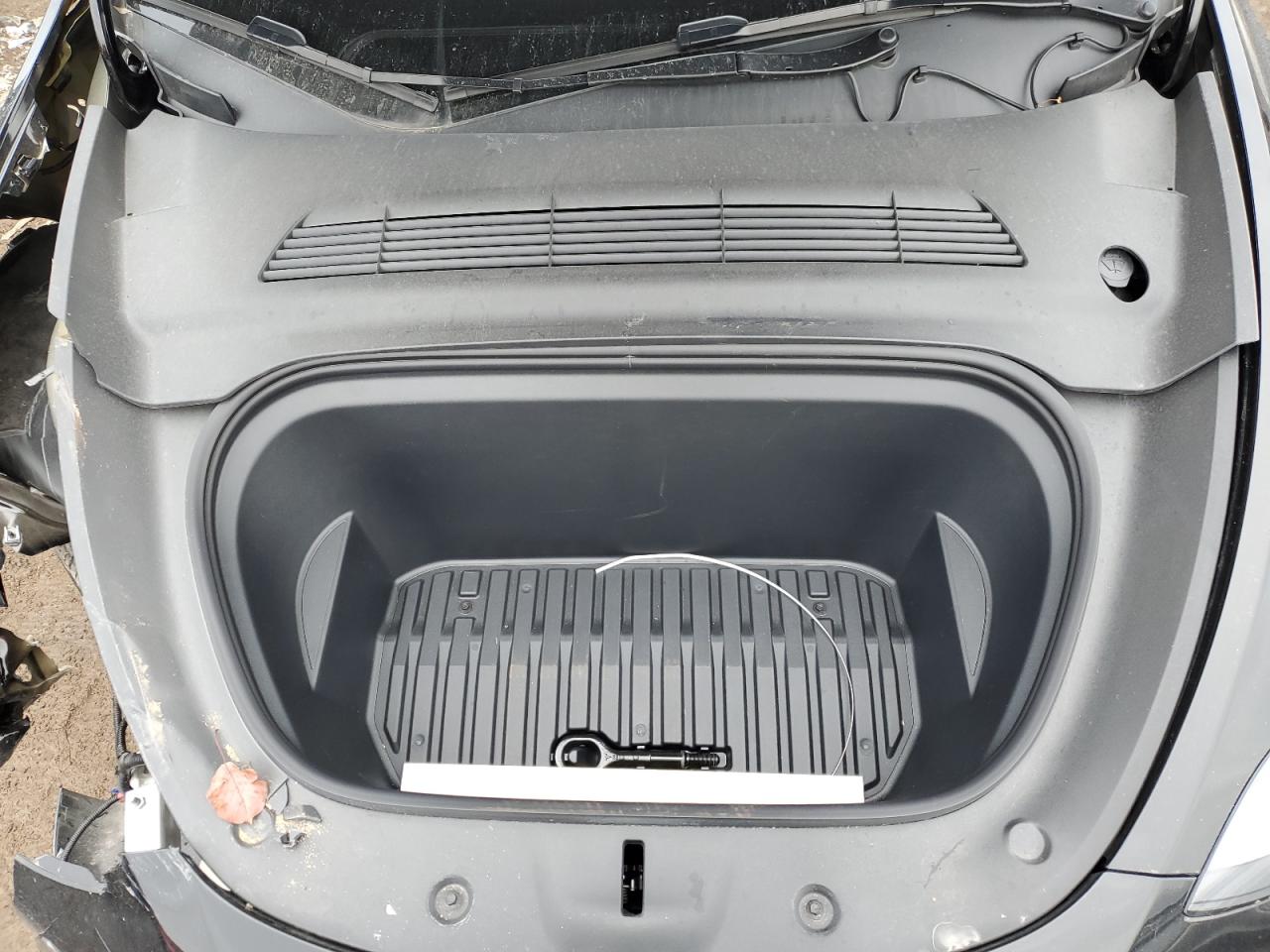 2024 TESLA MODEL Y  VIN:7SAYGDED2RF006210
