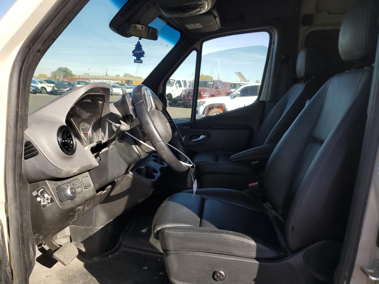 2022 MERCEDES-BENZ SPRINTER 2500 VIN:W1W4DBHY6NT092351