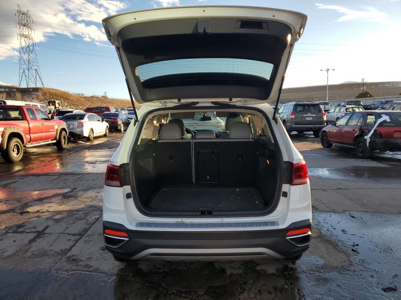 2023 VOLKSWAGEN TAOS SE VIN:3VVVX7B2XPM373533
