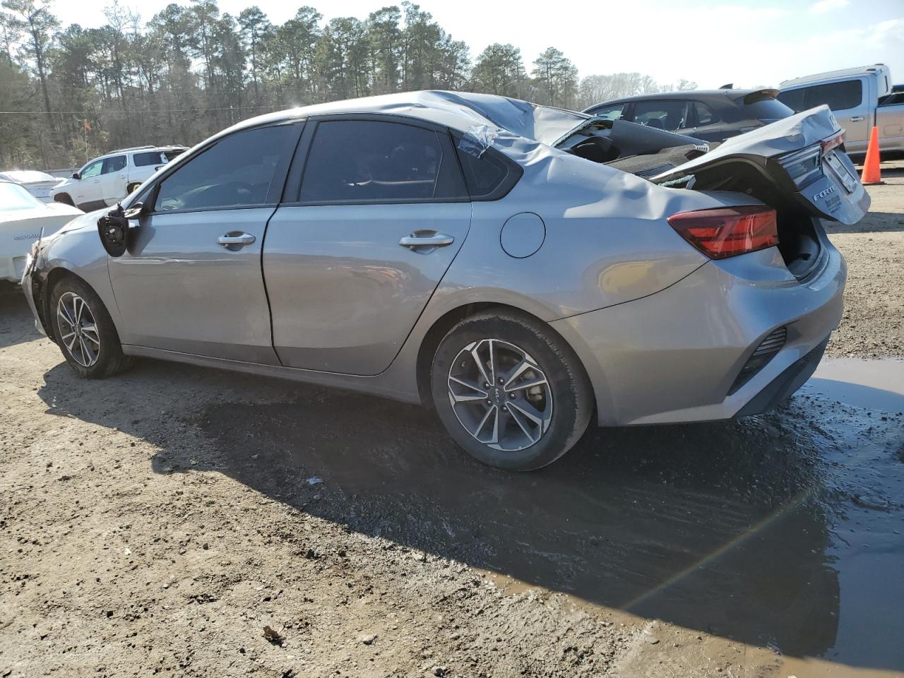 2023 KIA FORTE LX VIN:3KPF24AD8PE622862