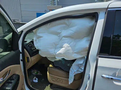 2017 Kia Carnival VIN: