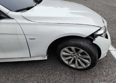 2017 BMW 320 WBA8A9108HK823176 VIN:WBA8A9108HK823176