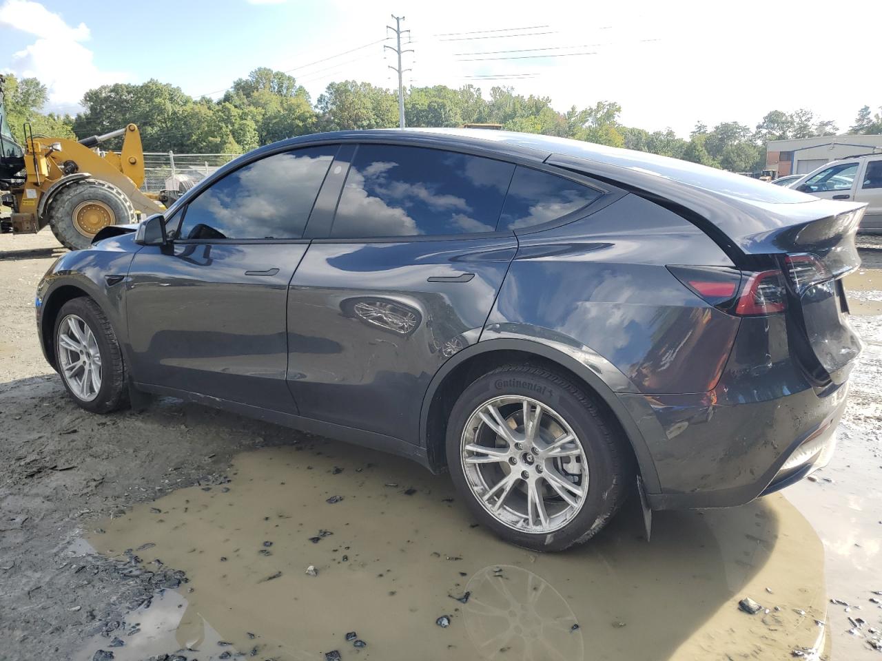 2024 TESLA MODEL Y  VIN:7SAYGDED6RF091911