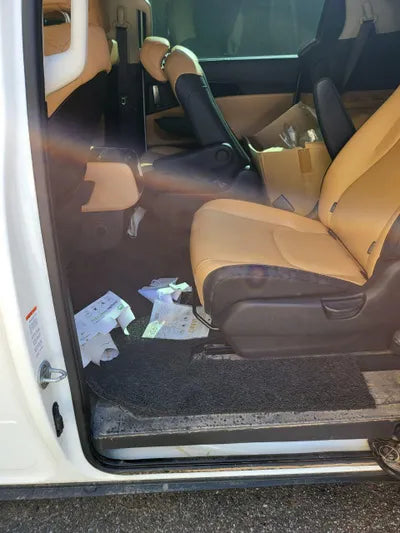 2020 Kia Carnival KNANC81BBMS004429 VIN:KNANC81BBMS004429